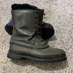 Sorel Men's Olive and Black Snow Boots